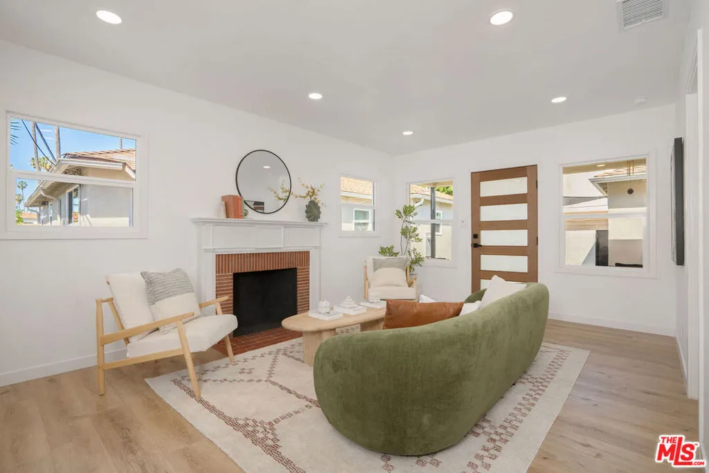 Living Room - Back House