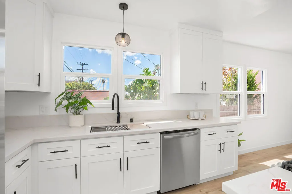 Kitchen - Back House
