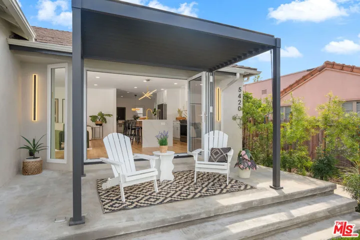 Front House - Front Veranda