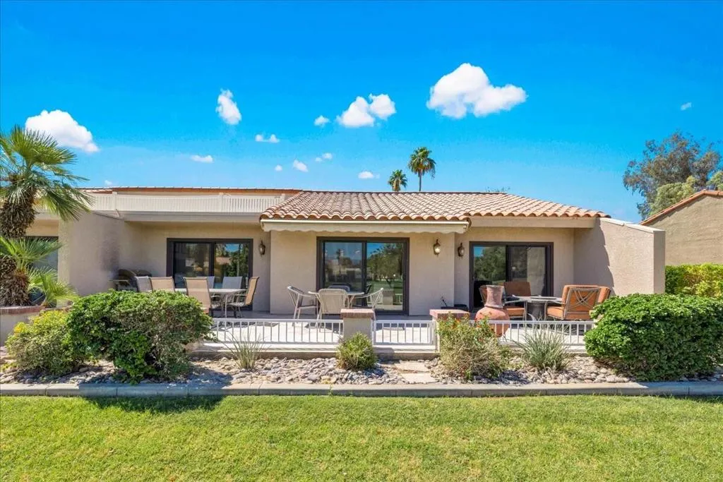 40395 Pebble Beach - Rear Exterior