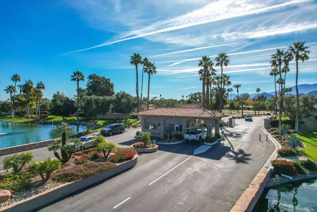 Palm Desert Resort CC Front Gate