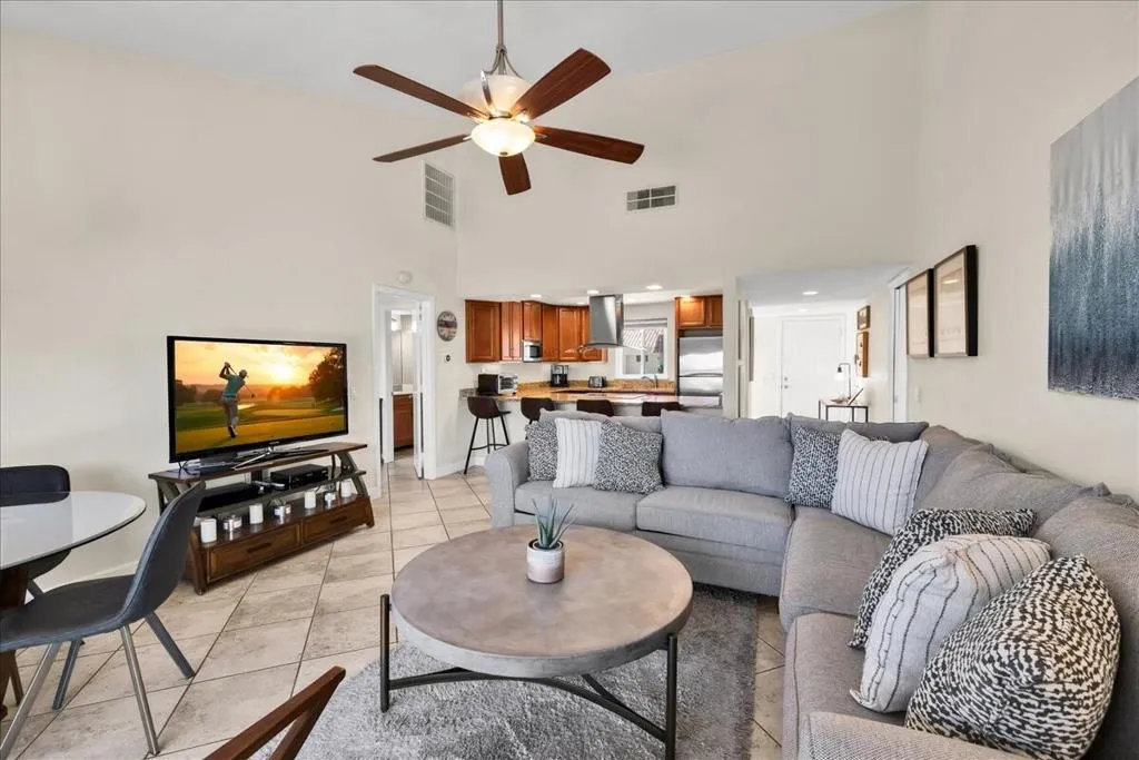 40395 Pebble Beach - Great Room