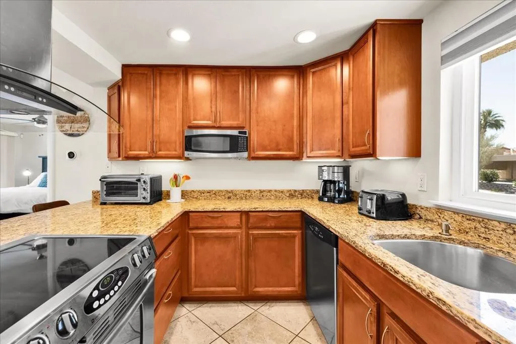 40395 Pebble Beach - Kitchen