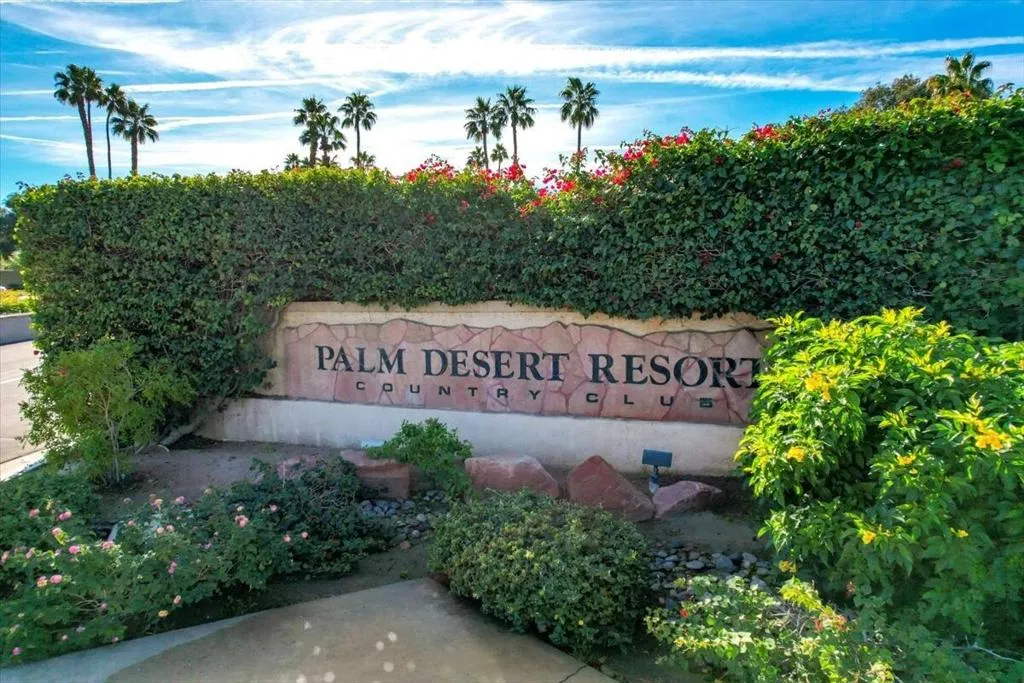 Palm Desert Resort Sign