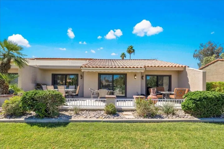 40395 Pebble Beach - Rear Exterior