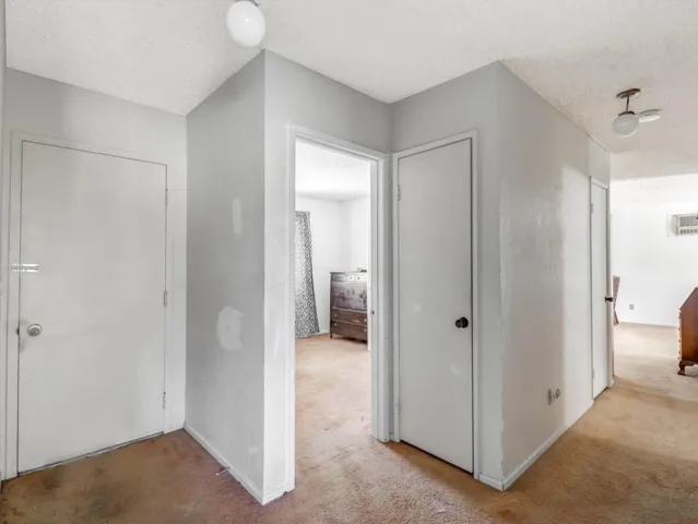 21-42805 Virginia Ave-21