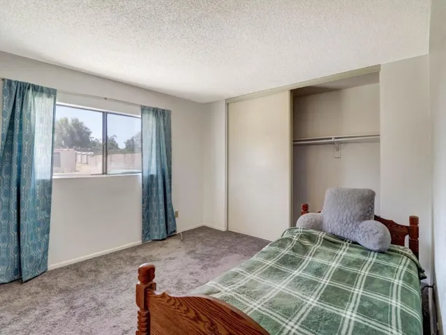 28-42805 Virginia Ave-28