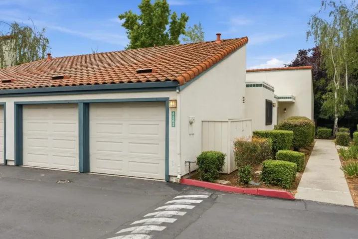 4362 Valley Avenue C5, Pleasanton, California 94566