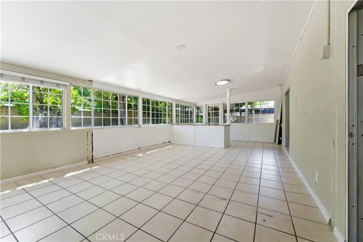 8356 Ducor Avenue, Canoga Park, California 91304