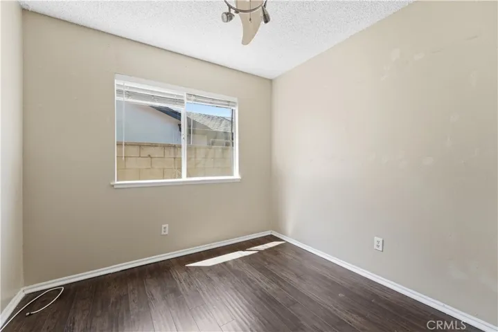 8356 Ducor Avenue, Canoga Park, California 91304