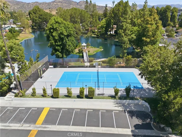 8356 Ducor Avenue, Canoga Park, California 91304
