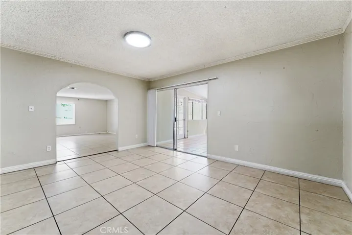 8356 Ducor Avenue, Canoga Park, California 91304