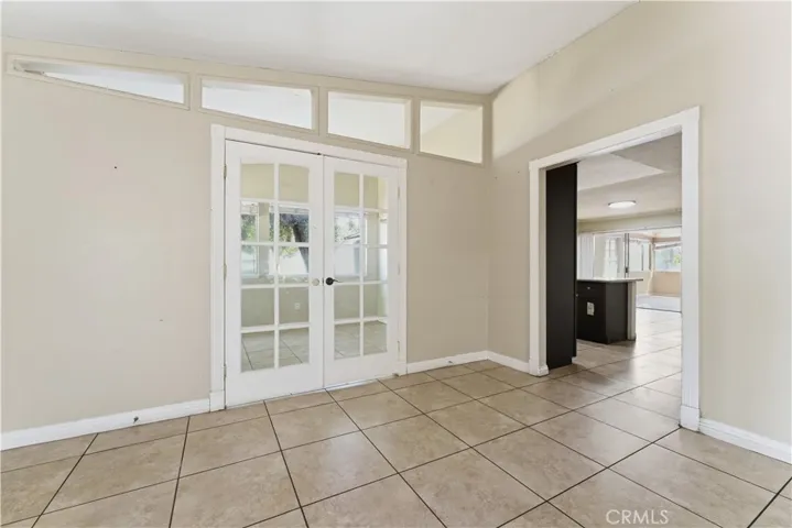 8356 Ducor Avenue, Canoga Park, California 91304