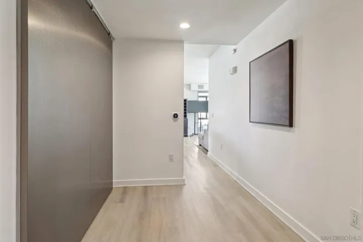 800 The Mark 904, San Diego, California 92101