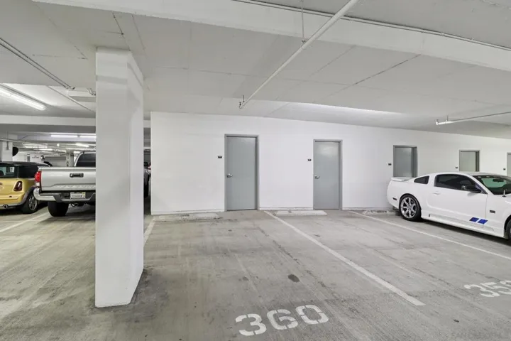 800 The Mark 904, San Diego, California 92101