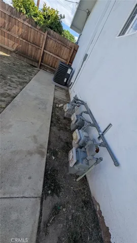 1440 AC CONDENSER & GAS METERS