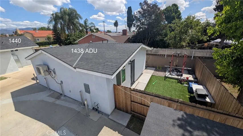 1438 ADU VIEW