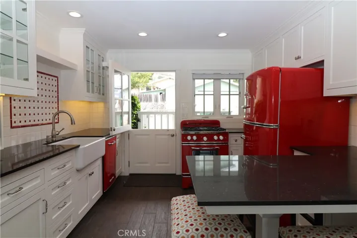 334 Cypress, Laguna Beach, California 92651