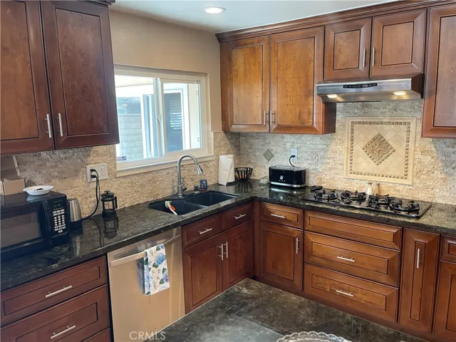 111 E Palmdale #1, Orange, California 92865