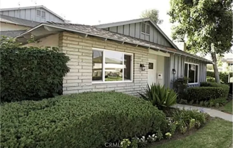 111 E Palmdale #1, Orange, California 92865