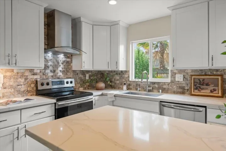 807 Ramona Way, Gilroy, California 95020