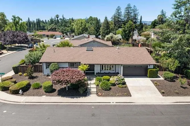 1909 La Salle Court, Walnut Creek, California 94598