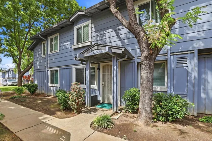 3215 Groth, San Jose, California 95111