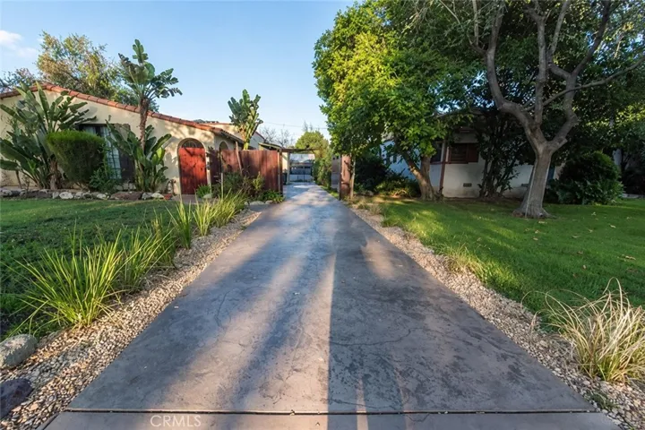 5714 Cantaloupe Avenue, Sherman Oaks, California 91401