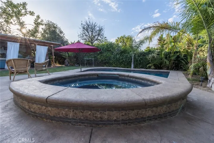 5714 Cantaloupe Avenue, Sherman Oaks, California 91401
