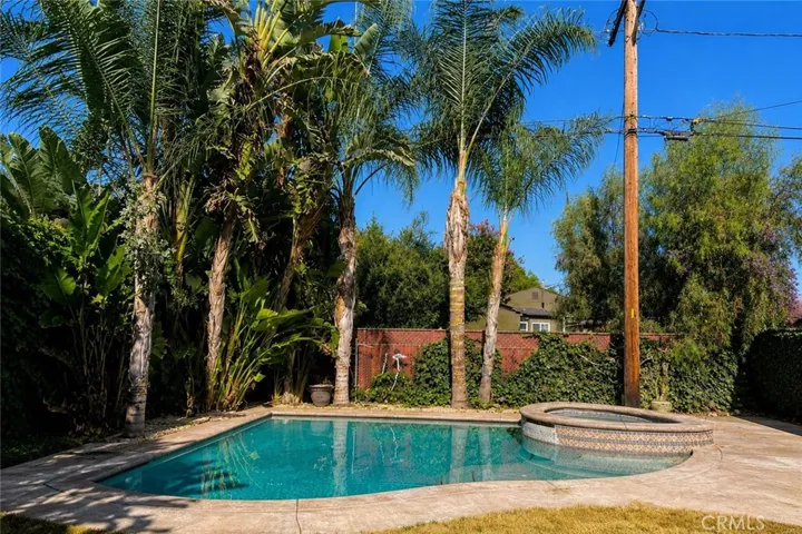 5714 Cantaloupe Avenue, Sherman Oaks, California 91401