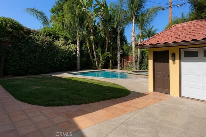 5714 Cantaloupe Avenue, Sherman Oaks, California 91401