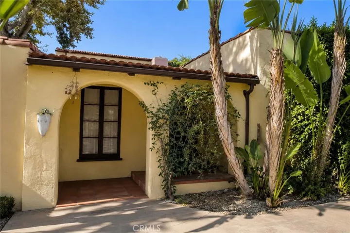 5714 Cantaloupe Avenue, Sherman Oaks, California 91401