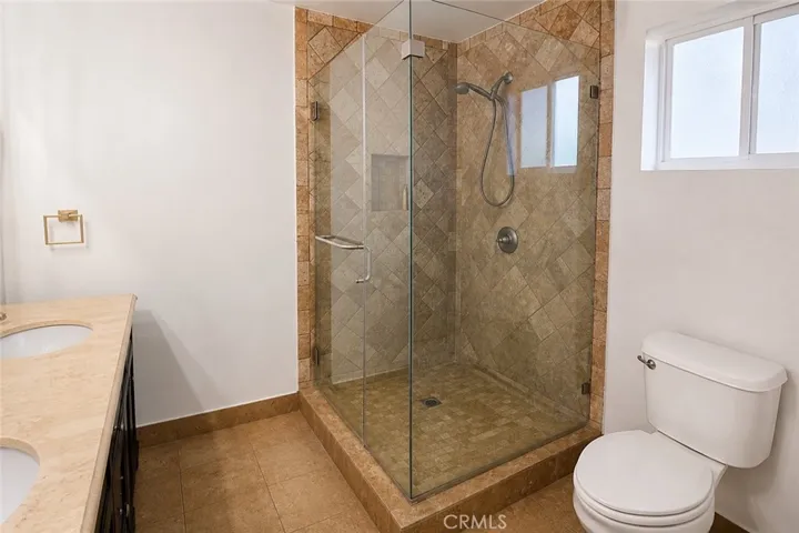 5714 Cantaloupe Avenue, Sherman Oaks, California 91401