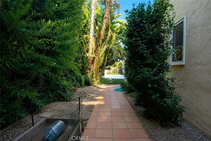 5714 Cantaloupe Avenue, Sherman Oaks, California 91401