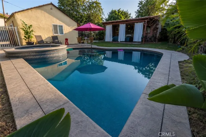 5714 Cantaloupe Avenue, Sherman Oaks, California 91401