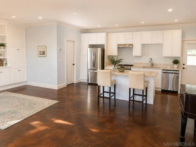 937 Pepper Tree Lane, Fallbrook, California 92028