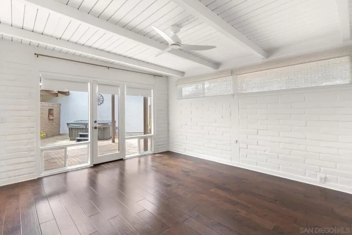 937 Pepper Tree Lane, Fallbrook, California 92028