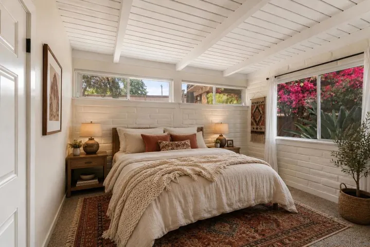 937 Pepper Tree Lane, Fallbrook, California 92028