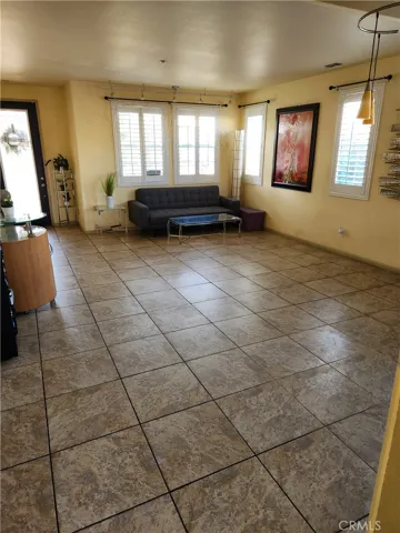15839 Athena, Fontana, California 92336