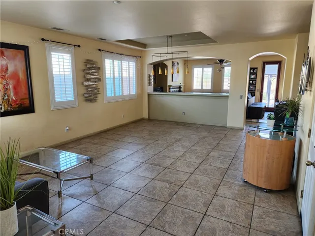 15839 Athena, Fontana, California 92336