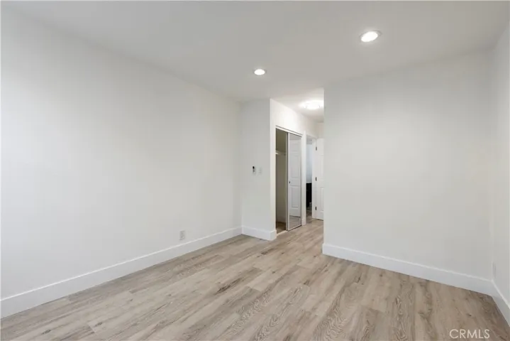 18620 Hatteras Street 169, Tarzana, California 91356