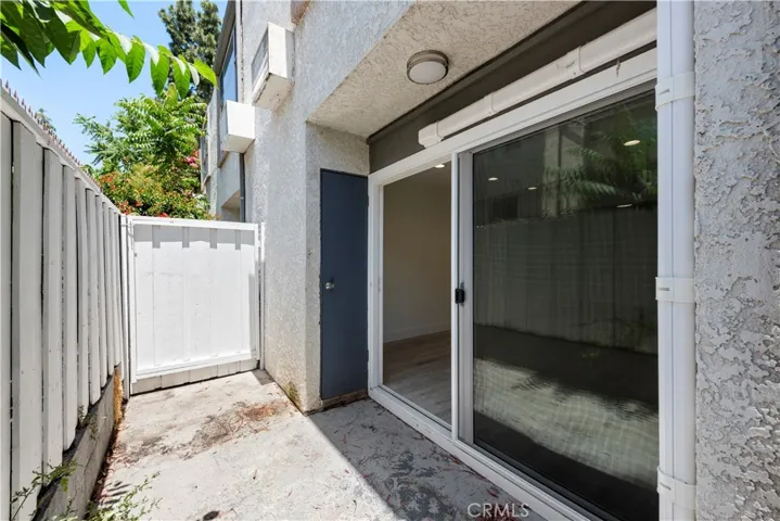 18620 Hatteras Street 169, Tarzana, California 91356