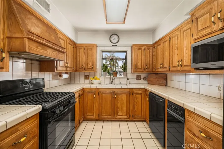 12141 Movius, Garden Grove, California 92840