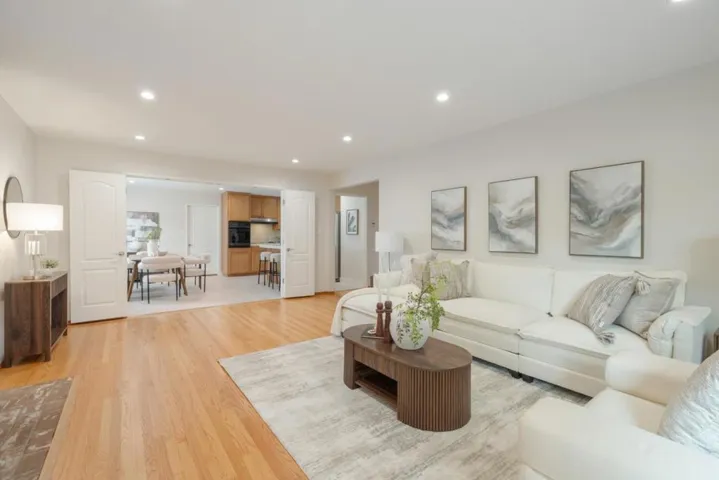 579 Arran Court, Sunnyvale, California 94087