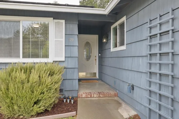 579 Arran Court, Sunnyvale, California 94087