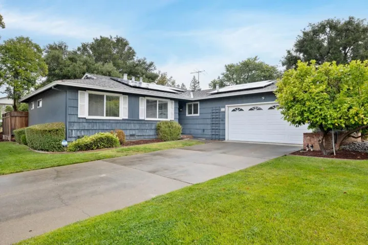 579 Arran Court, Sunnyvale, California 94087