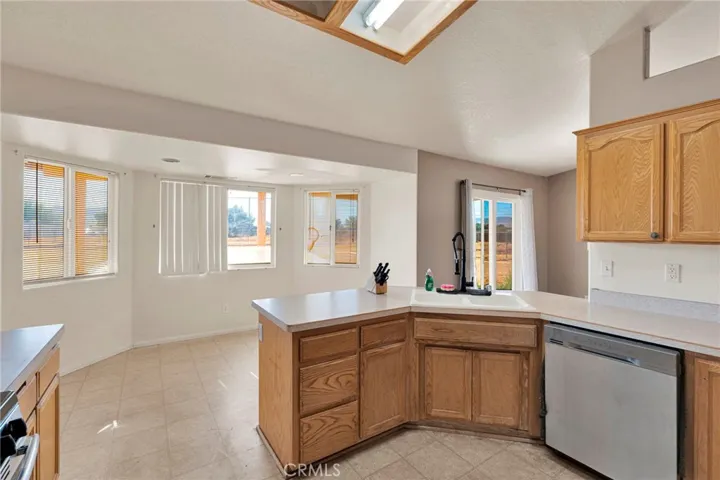 13475 Yakima, Apple Valley, California 92308