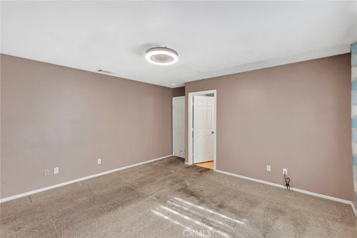 13475 Yakima, Apple Valley, California 92308