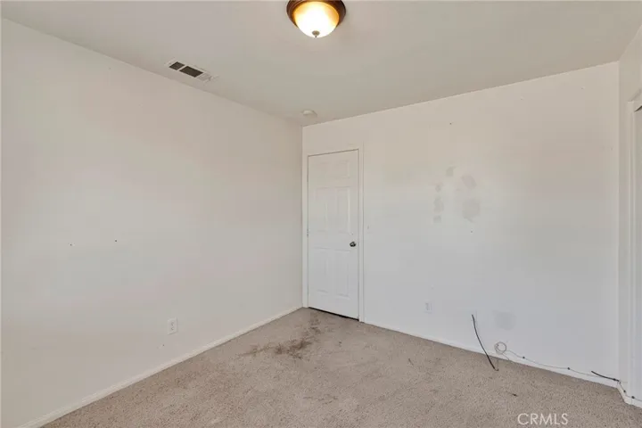 13475 Yakima, Apple Valley, California 92308