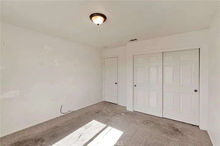 13475 Yakima, Apple Valley, California 92308